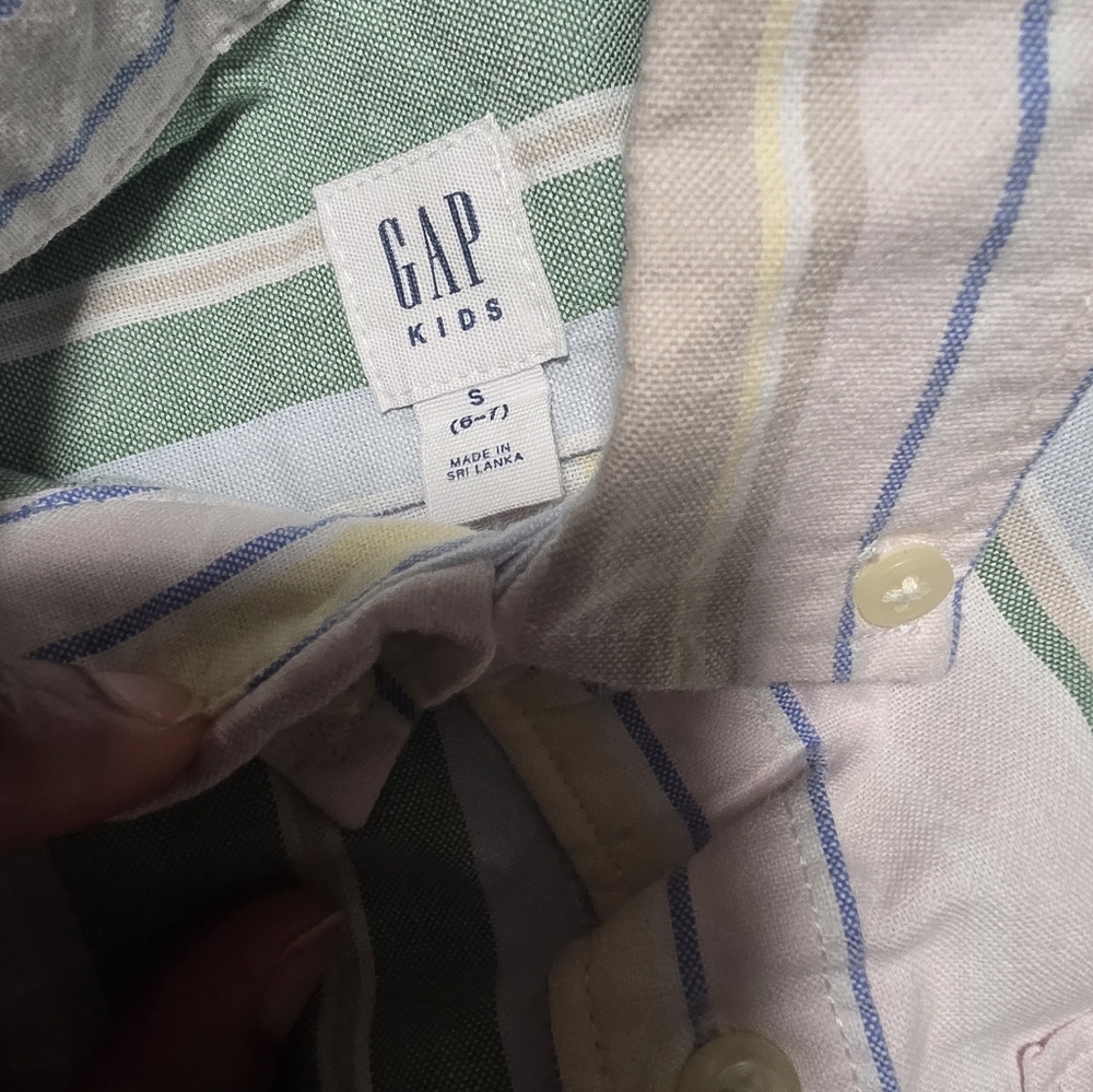 GAP Youtg Boys' Size 7 Striped and Plaid Cotton Shirt Set - Green and Red Bundle - Picture 4 of 14